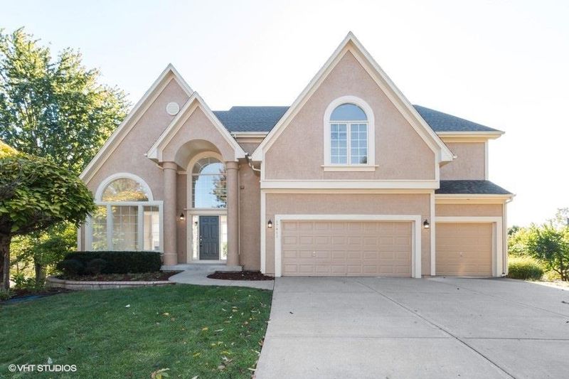 17411 W 84th St, Lenexa, KS 66219
