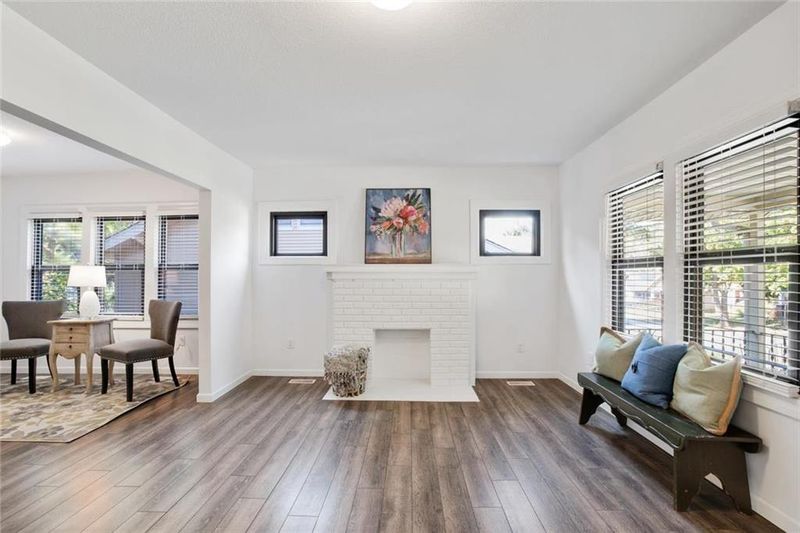 2205 E 68th Ter, Kansas City, MO 64132
