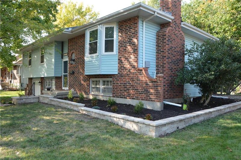 12112 E 55th Ter, Kansas City, MO 64133