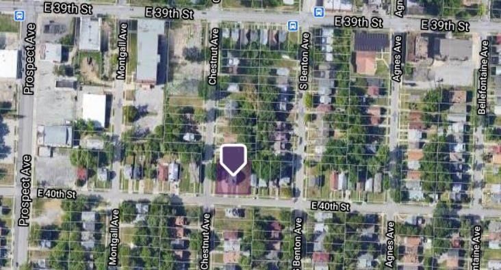2804 E 40th St, Kansas City, MO 64130