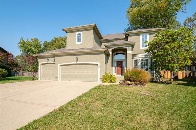 13801 Richards St, Overland Park, KS 66221