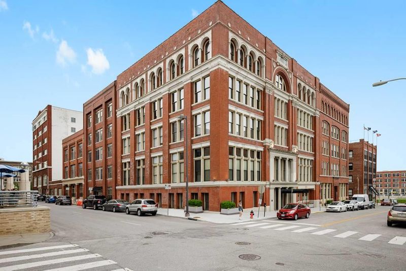 306 W 7th St #104, Kansas City, MO 64105