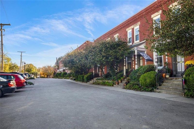7 E 29th St, Kansas City, MO 64108