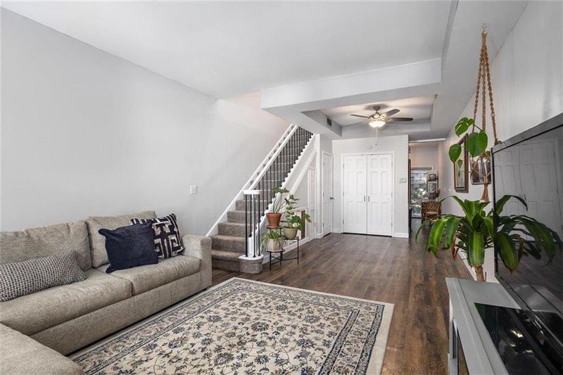 7 E 29th St, Kansas City, MO 64108