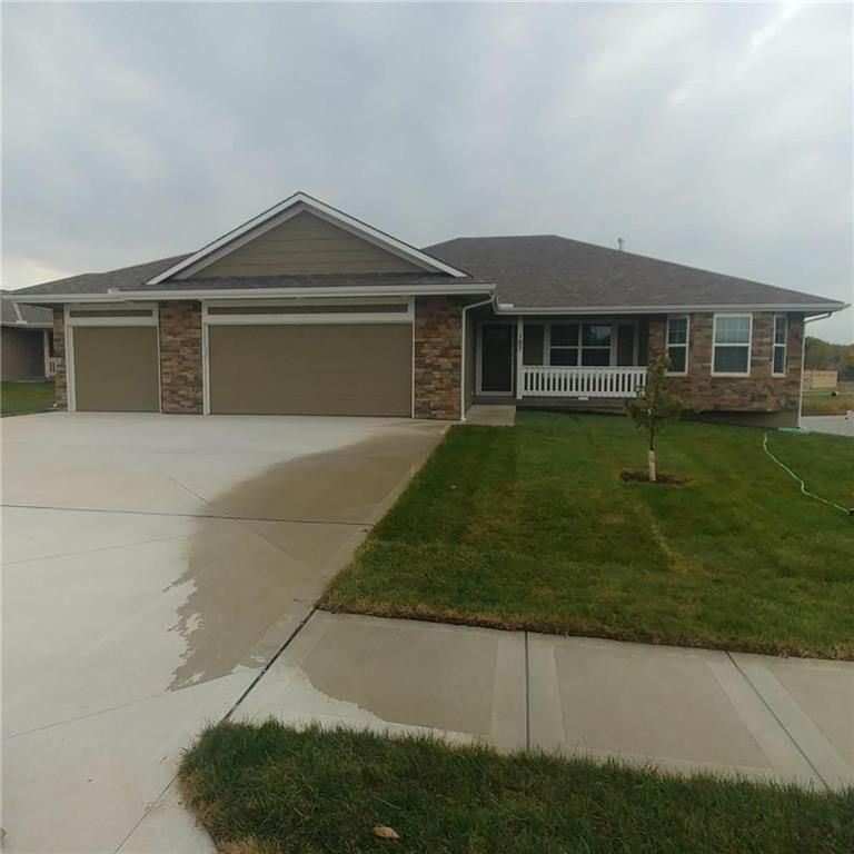 193 Tanner Dr, Belton, MO 64012