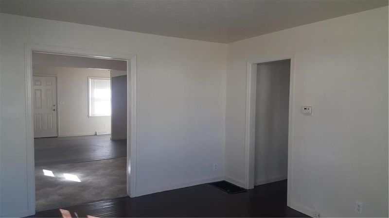 2811 E 58th St, Kansas City, MO 64130