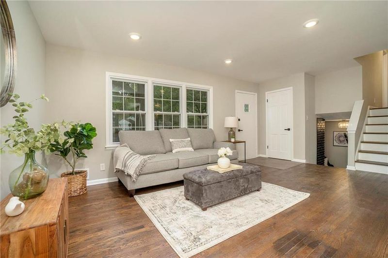 9701 Eby St, Overland Park, KS 66212