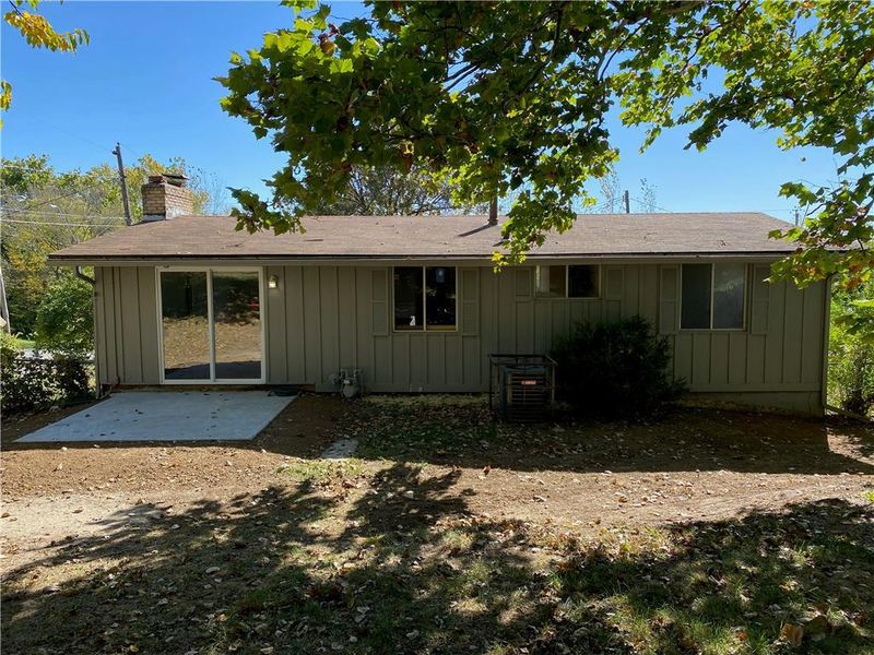 8312 E 59th St, Kansas City, MO 64129