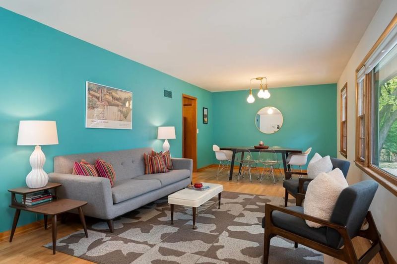 7008 Marty St, Overland Park, KS 66204
