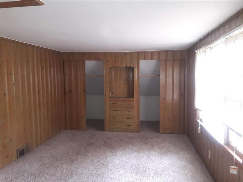 3836 E 60 Ter, Kansas City, MO 64130