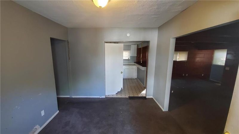 3603 E 57th St, Kansas City, MO 64130