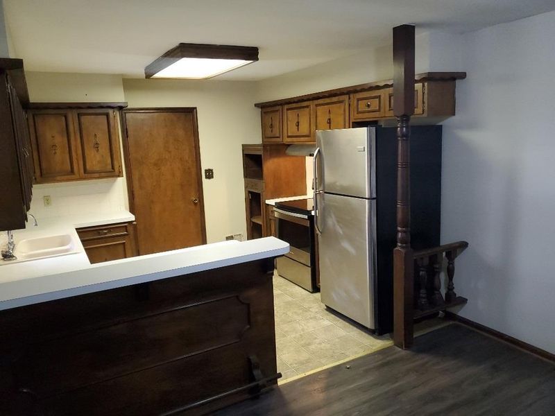 10501 E 79th Ter, Raytown, MO 64138