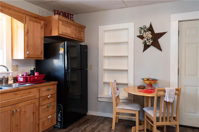 315 W Ashland St, Nevada, MO 64772