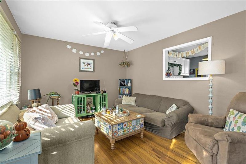708 W 90th St, Kansas City, MO 64114