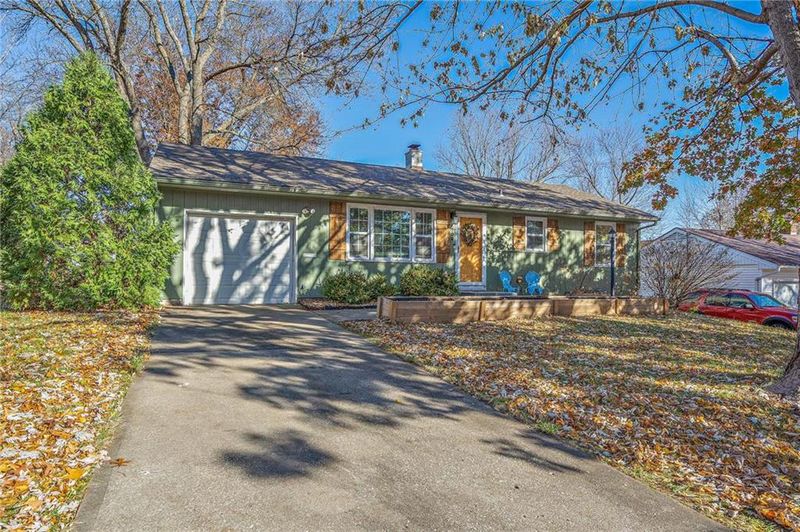 708 W 90th St, Kansas City, MO 64114