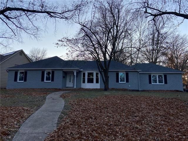 11720 Cherry St, Kansas City, MO 64131