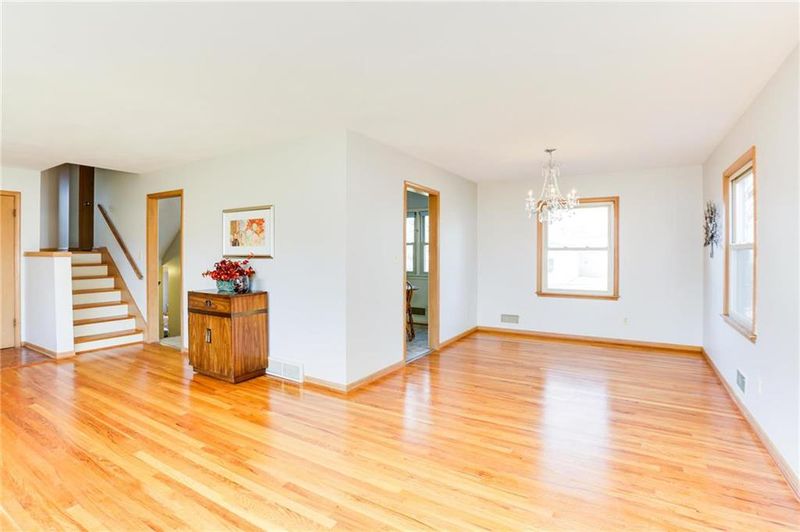 8412 Lamar Ave, Overland Park, KS 66207