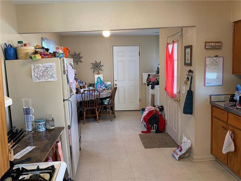 504 Baker St, Baldwin City, KS 66006