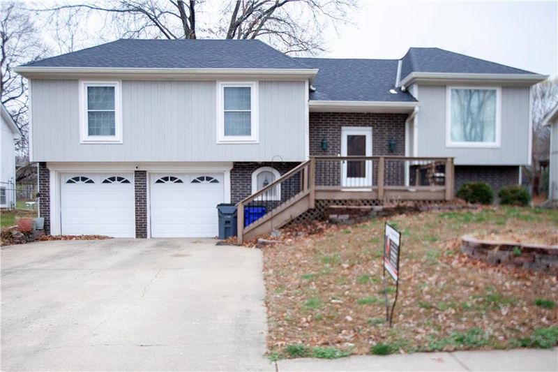 16625 W 144th St, Olathe, KS 66062