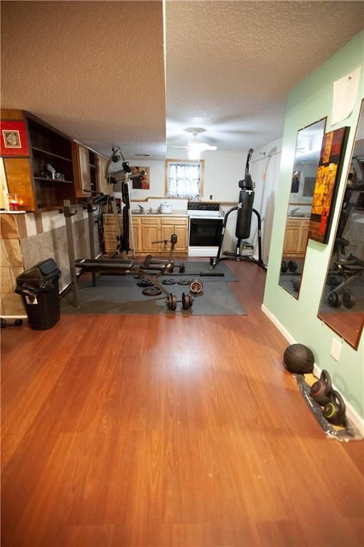 16625 W 144th St, Olathe, KS 66062