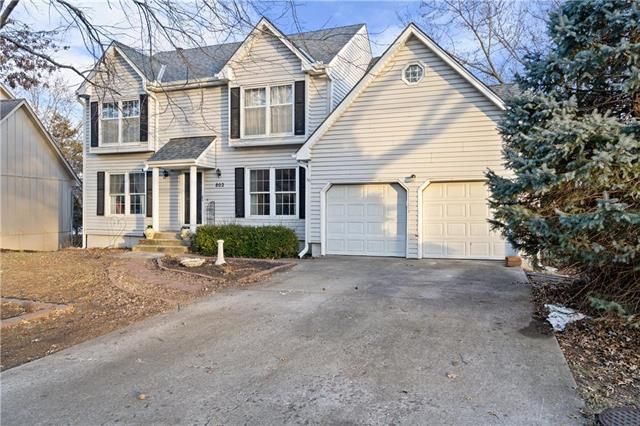 802 N Mesa St, Olathe, KS 66061