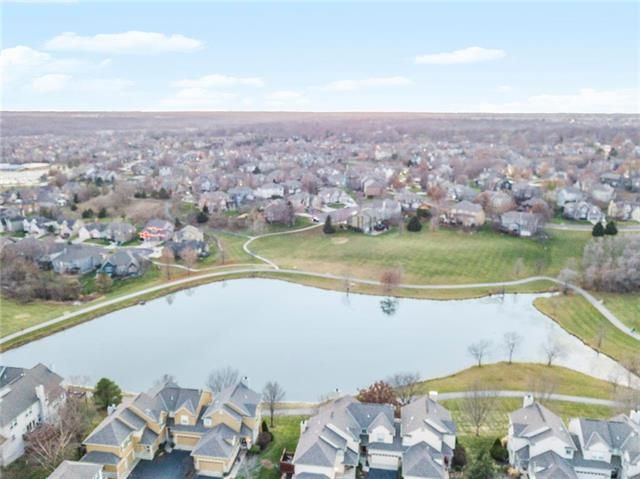 16224 Juniper St, Overland Park, KS 66085