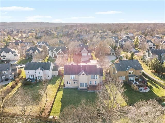16224 Juniper St, Overland Park, KS 66085