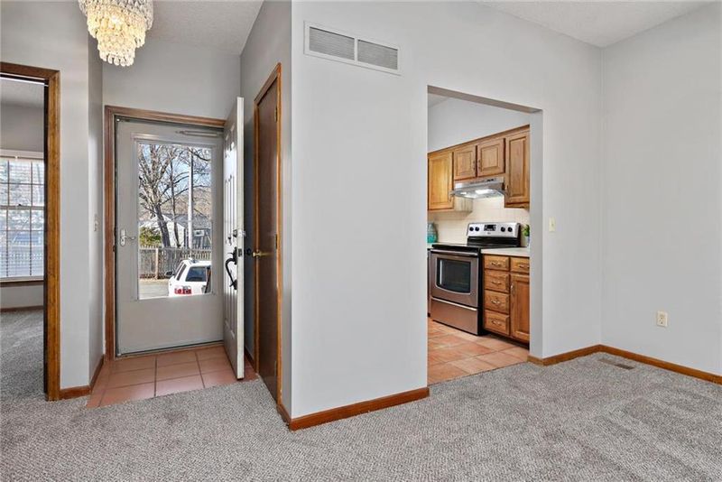 7438 Nall Ave, Overland Park, KS 66208