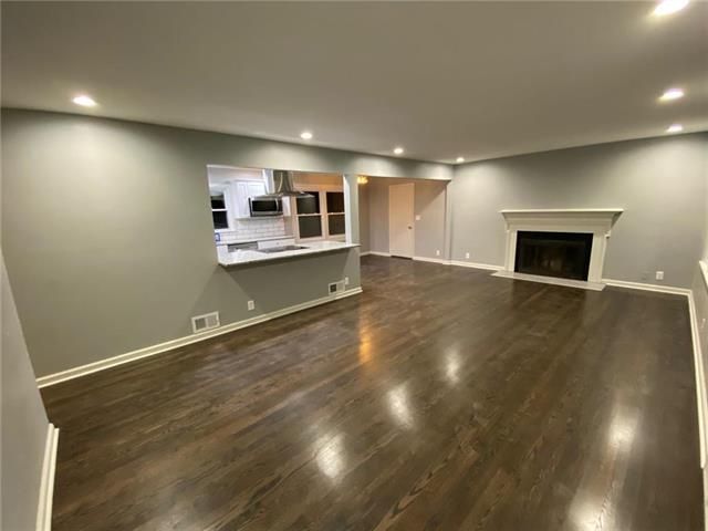 11701 E 45th Ter, Kansas City, MO 64133