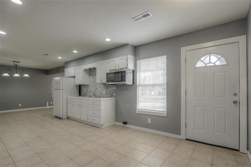 7306 E 109th Ter, Kansas City, MO 64134