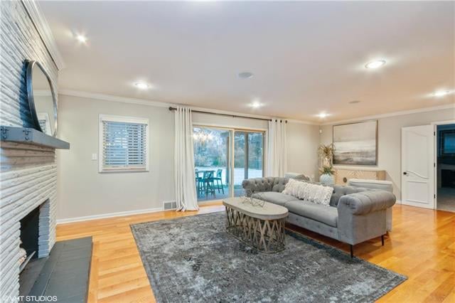 6806 W 67th St, Overland Park, KS 66202