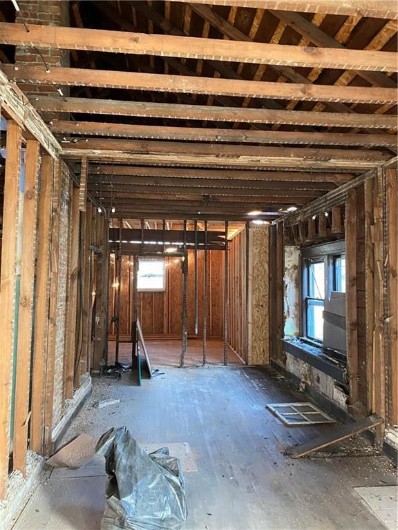 3007 Monroe Ave, Kansas City, MO 64128