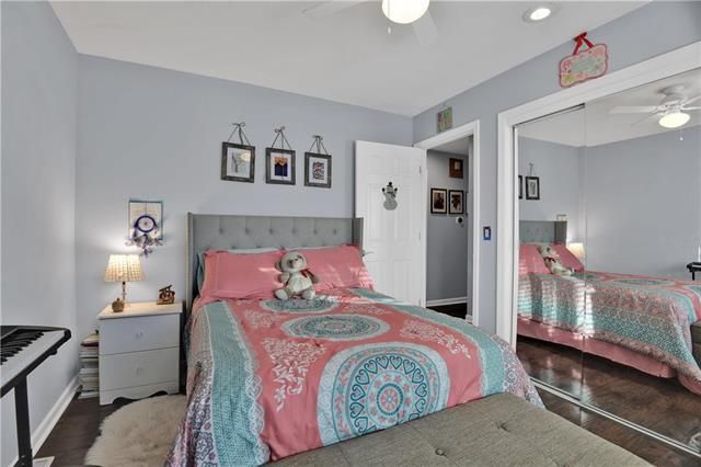 11801 W 99th St, Overland Park, KS 66214