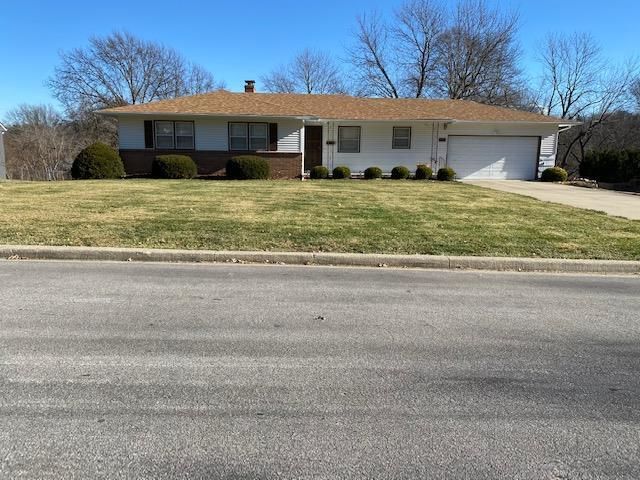 6109 Manning Ave, Raytown, MO 64133