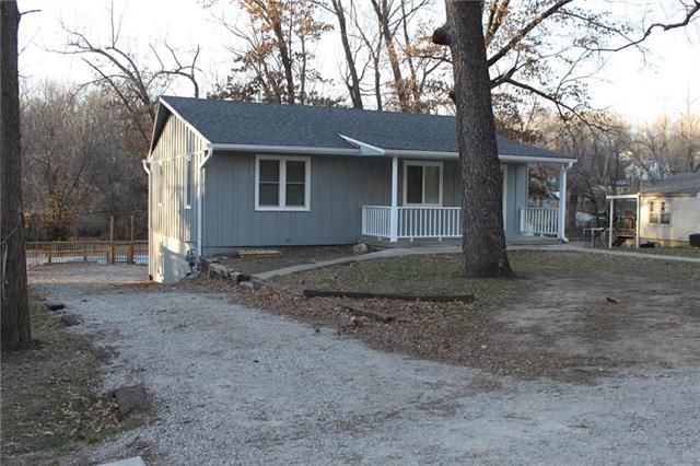 3718 Crescent Ave, Kansas City, MO 64133