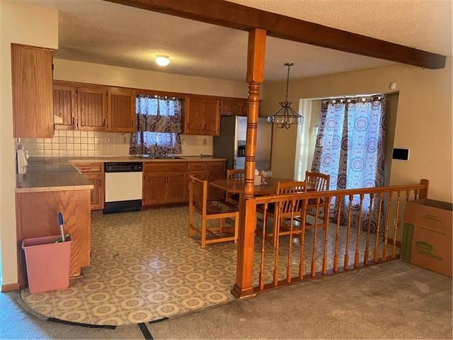6509 E 51st Ter, Kansas City, MO 64129