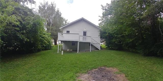 9024 E 52nd Ter, Kansas City, MO 64133
