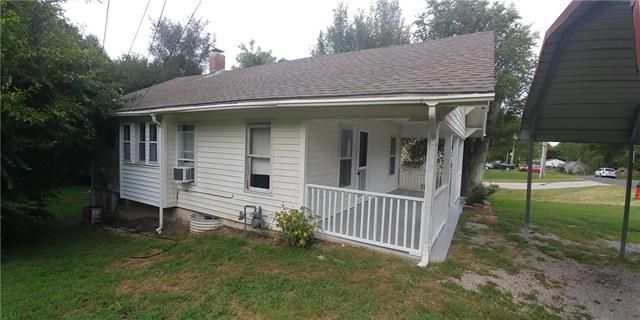 9024 E 52nd Ter, Kansas City, MO 64133