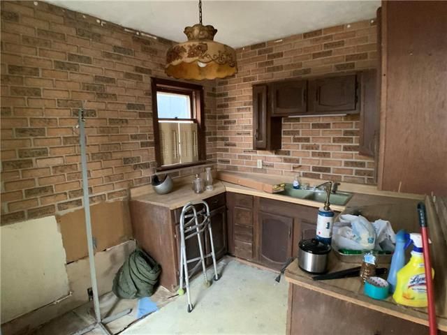 720 S St, Atchison, KS 66002