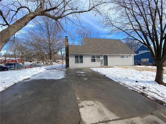 4730 Melody Ln, Kansas City, KS 66106