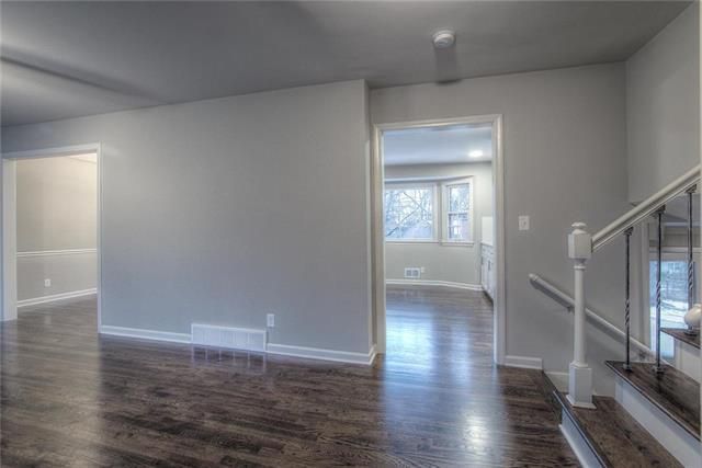 10924 W 101 Ter, Overland Park, KS 66214