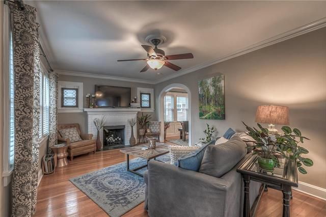 6832 Rockhill Rd, Kansas City, MO 64113