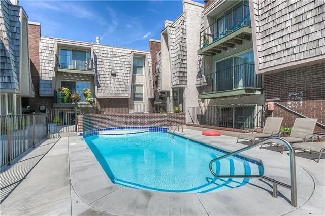 3606 Gillham Rd #18, Kansas City, MO 64111