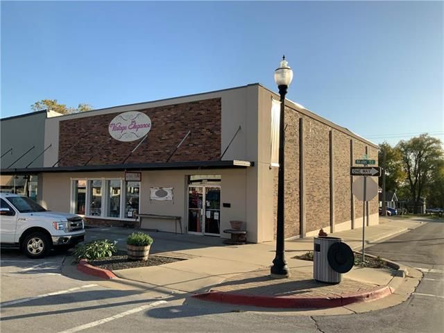 402 Main St, Belton, MO 64012
