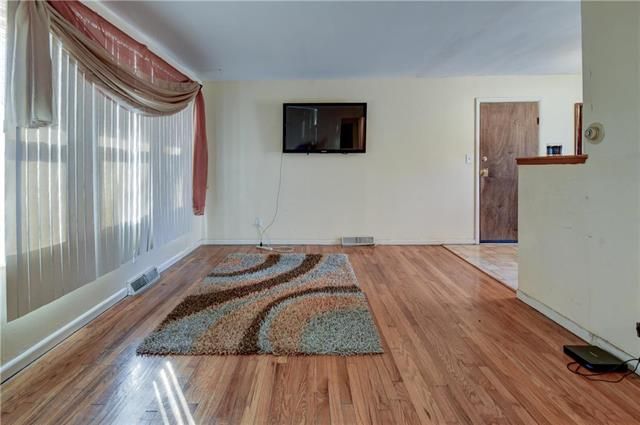 11204 Marsh Ave, Kansas City, MO 64134