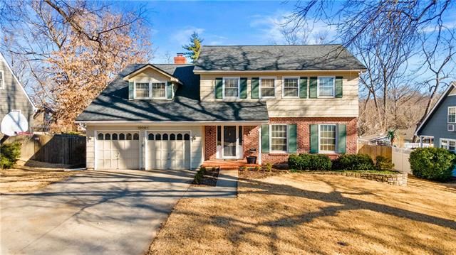 10001 Cedar St, Overland Park, KS 66207