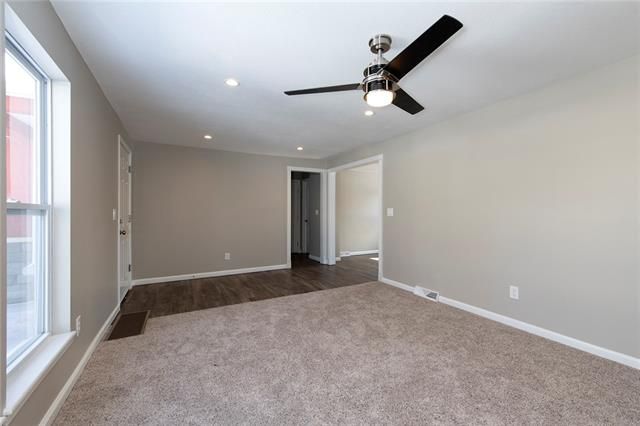 4287 E 62nd St, Kansas City, MO 64130