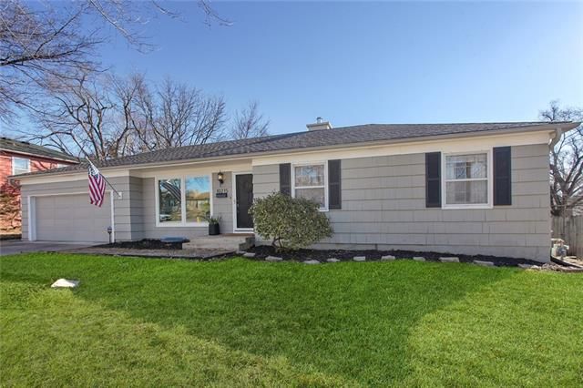 10215 Dearborn Dr, Overland Park, KS 66207