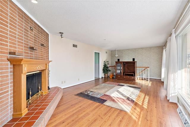 1844 Pendleton Ave, Kansas City, MO 64124