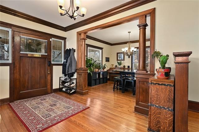 3819 Walnut St, Kansas City, MO 64111